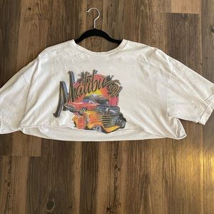 Brandy Melville cropped Shirt